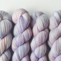 라일락 LACE [SW MERINO] /리틀보핍 손염색실 핸드다잉얀 메리노울 손뜨개실