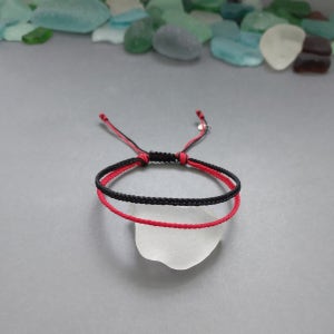 블랙 & 레드 두 줄 매듭팔찌