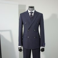 가넷옴므 GBS11213 SLIM-FIT SUIT 울 혼방 스트라이프 더블 슬림 정장 네이비