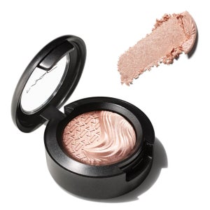 맥 엑스트라 디멘션 아이섀도우 어 내추럴 플러트 1.3g