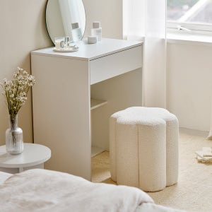 메종드꼼마 까눌레스툴 화장대의자 보조 미니 간이 원형 카페 인테리어