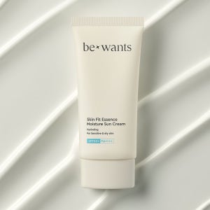 비원츠 스킨핏 에센스 수분 선크림 50ml SPF50+