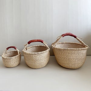 볼가 바구니 S 라운드 브라운 블랙 수납 바스켓 내추럴 수납바구니 수납함 라탄