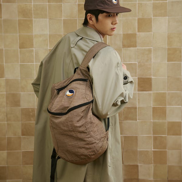 티켓투더문 백팩 플러스 25L 22종 원컬러, 투톤, 유니크 경량백팩 여행가방
