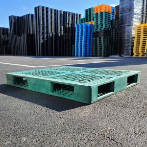 국산 플라스틱 파렛트 양면 중하중용 녹색 24kg 지게차전용 1300x1100x150