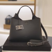 [롯데TOPS] 토즈 TODS SS23 Bag Tote bag XBWAPAA9100