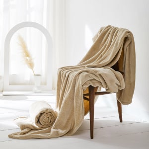 1+1 라뽐므 고밀도 극세사 담요 차박 캠핑 블랭킷 무릎담요 밍크담요 노르빅 소형