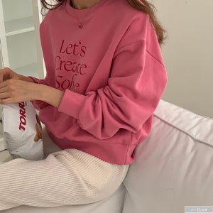 솔브 레터링 라운드 루즈핏 크롭 맨투맨 3col 가을 봄 코튼 데일리 제이플로우