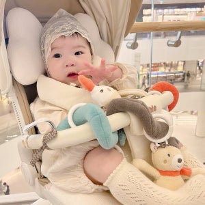 베이비펜 브루노 롤링 아기 유모차 카시트 딸랑이 장난감 모빌