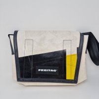 FREITAG F11 LASSIE 프라이탁 크로스백 라씨 화이트 E