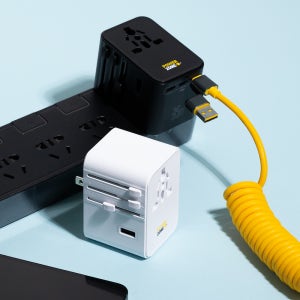 해외 여행용 멀티 어댑터 USB C타입 멀티탭 콘센트 중국 호주 일본 유럽 플러그 트래블