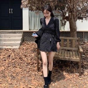 당일배송 블랙화이트도트 벌룬퍼프숄더긴팔소매 쉬폰리본랩미니원피스 봄여름가을데일리데이트하객룩
