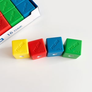 큐빅 큐브 휴대용 미니 연필깎이 1구 수동 연필깎기 스페인 감성 문구 밀란 AFILA