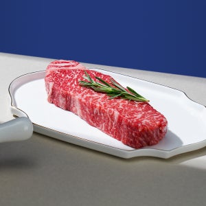 행주한우 1+ 채끝살 구이 300g 스테이크 홈파티