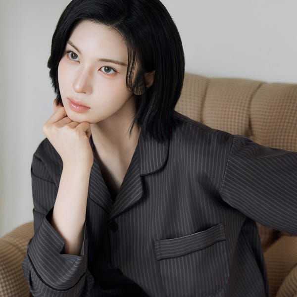 [엔믹스 PICK] 모던 블랙 긴팔 카라 커플 잠옷 세트 홈웨어 남녀공용