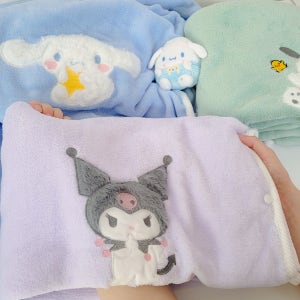 산리오 극세사 포근 똑딱이 버튼 담요 망토 무릎 키즈담요 이불 블랭킷