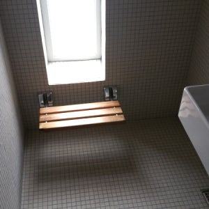벽걸이 임산부 욕실 의자 국산 높은 등받이 목욕 의자 낮은 샤워실 의자