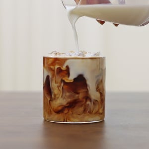 홈카페 투명 내열 유리컵 인쇄 아이스 커피잔 크림 라떼 아메리카노 일자 물컵 300ml