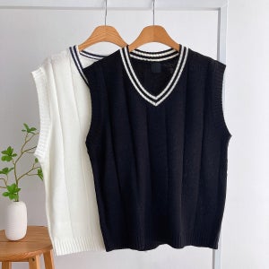남자니트조끼 라인 배색 브이넥 골지 베스트 오버핏 커플