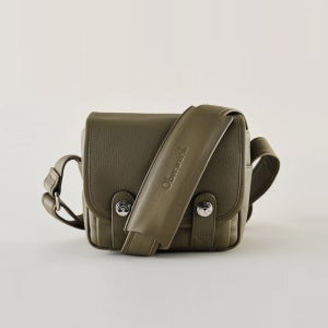 [가죽클리너 증정] [Oberwerth] Leica Q3 Casual Bag Kiwi 오버베르트 가방
