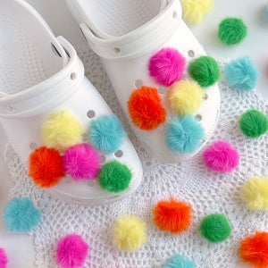 크록스 지비츠 겨울 파츠 세트 폼폼이 털 먼지 인형 신꾸 자비츠 참 악세서리 장식 1SET