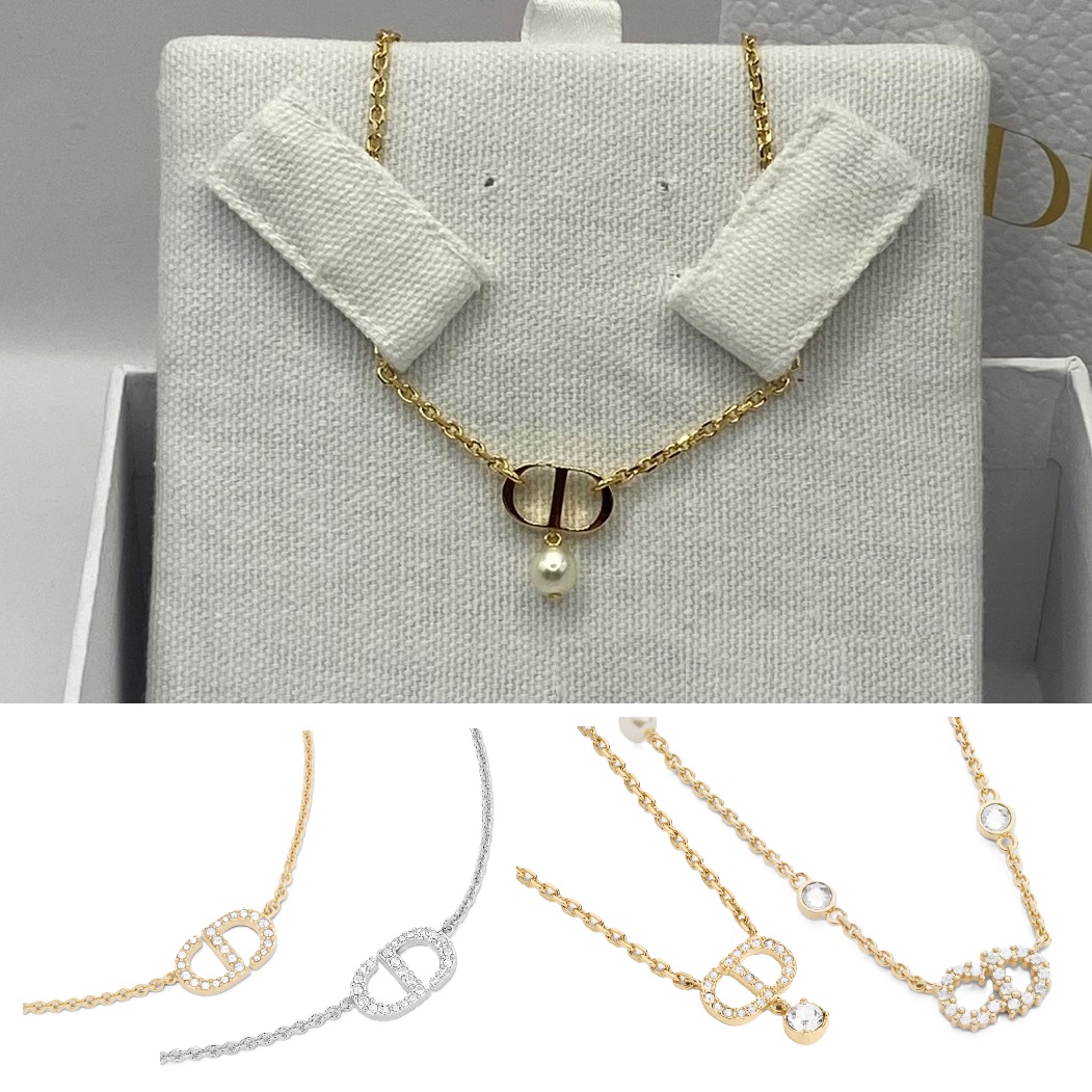 디올 쁘띠 CD 목걸이 (최신 모델)