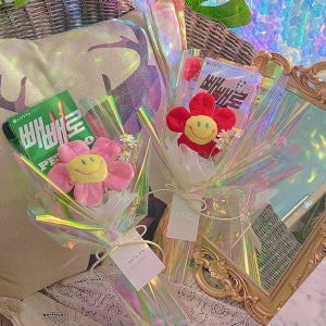 빼빼로데이 11월11일 스마일홀로그램꽃다발 선물