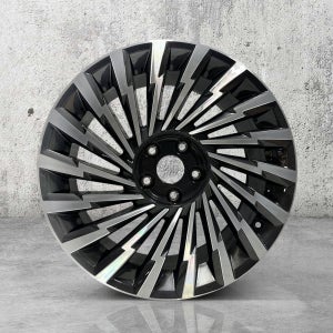 현대 그랜저 GN7 캘리그래피 건메탈폴리쉬 복원 임판급 19인치 P0000BYW