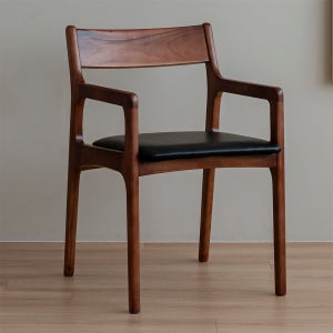 헤즈로 암체어 블랙 식탁의자 1인용 원목 카페 체어