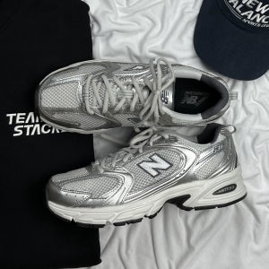 뉴발란스 530 운동화 발볼넓은런닝화 실버 메탈릭 MR530LG
