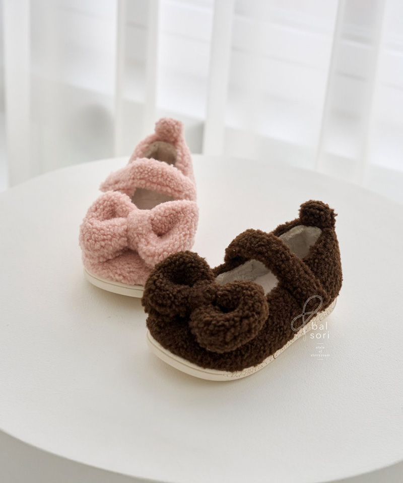 25겨울 발소리 뽀글리본 삑삑이 걸음마신발 (120-150mm)