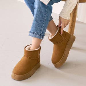 여성용 부드럽고 따뜻한 퍼트리밍 통굽 키높이 겨울 털부츠 방한화