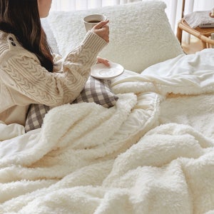 몽글뮤트 30mm 양털 극세사 겨울 차렵이불 -2컬러