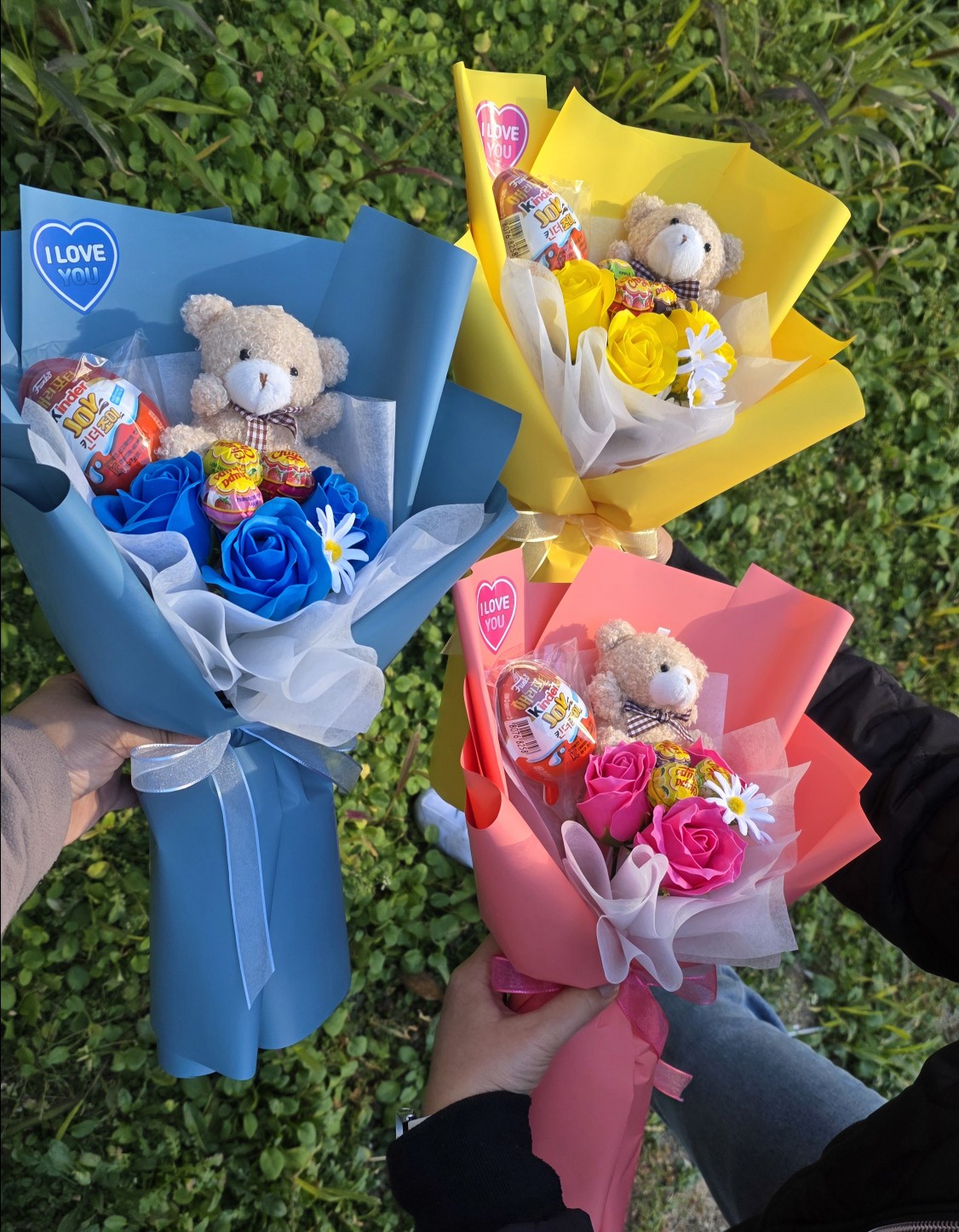 곰인형 킨더 조이 사탕 비누 꽃다발 재롱잔치 유치원 콩쿨 행사 졸업 학예회 발표회