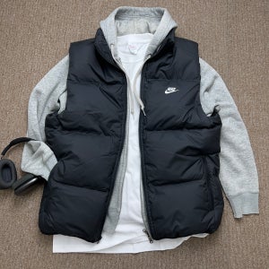 나이키 패딩조끼 프리마로프트 경량 푸퍼 러닝 베스트
