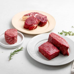 국내산 소고기 스테이크 육우 채끝 꽃등심 부채살 살치 치마살 안심 수입산 우대갈비