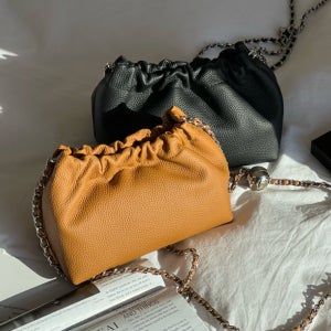 헤르몬 소가죽 셔링 복조리 체인백 미니 크로스 여행룩 만두백 129