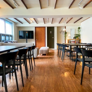 루프탑 바베큐 홍대 대형 파티룸 워크숍 생일 대관 장소 공간 스튜디오 예약 숙박