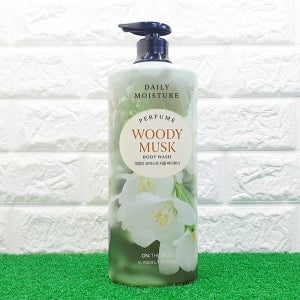 온더바디 데일리 모이스처 퍼퓸 바디워시 우디 머스크향 1100ml