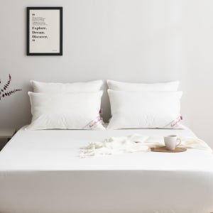 헝가리 구스베개솜(솜털90%)+메쉬형 방수 커버