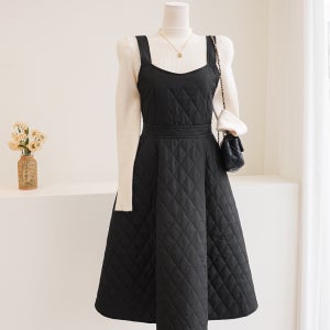 프룸 누빔 퀼팅 패딩 뷔스티에 플레어 롱 원피스