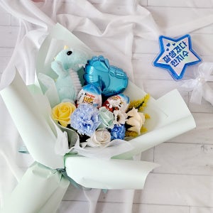 공룡 킨더조이 꽃다발 유치원 어린이집 졸업식 발표회 재롱잔치 학예회