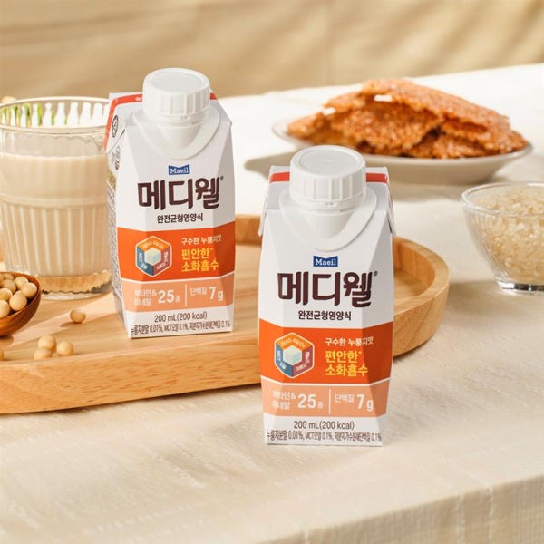 [슈퍼적립] 메디웰 완전균형영양식 구수한 누룽지맛 200ml 18팩 [새벽배송]