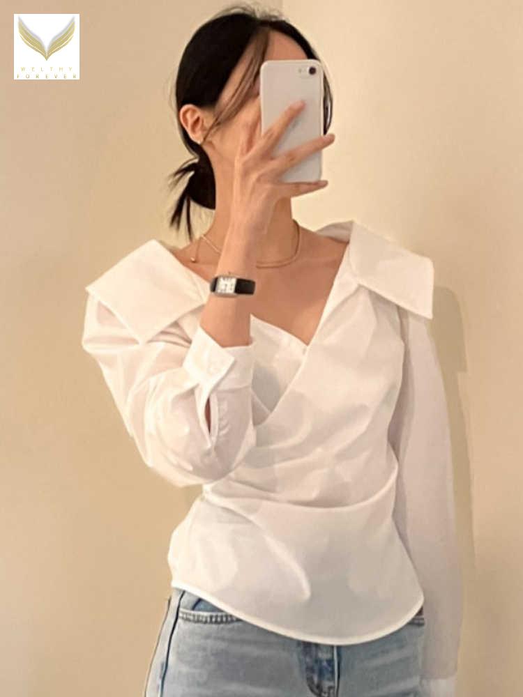 드레이프 화이트 랩 블라우스 셔츠 핀턱 셔링 네이비 포딘블라우스