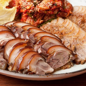 농가살리기 3대 맛집 쫄깃한 순살 족발 300g+차슈보쌈 250g