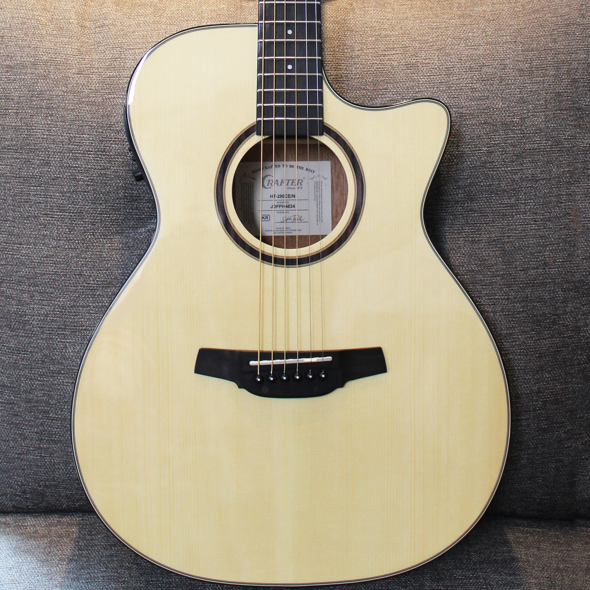 Crafter 크래프터 HTE-250EQ 픽업장착 통기타 / 수도권 무료 퀵배송 평생AS