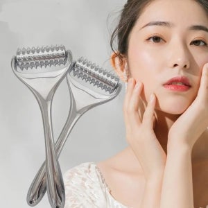 비엠 MTS리얼롤러 소형 대형 피부관리 화장품흡수 마사지도구 바늘없는 나노MTS 괄사마지기