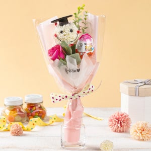 졸업식 꽃다발 비누꽃 학사모 킨더 스마일꽃 유치원 재롱잔치 발표회 학예회