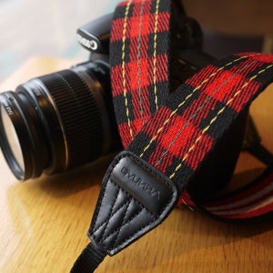 아르누보 카메라 넥스트랩 체크 레드 40mm