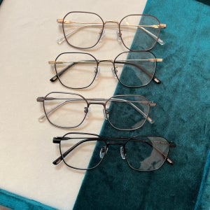 사각형 티타늄 안경 매그앤드로우 mag07